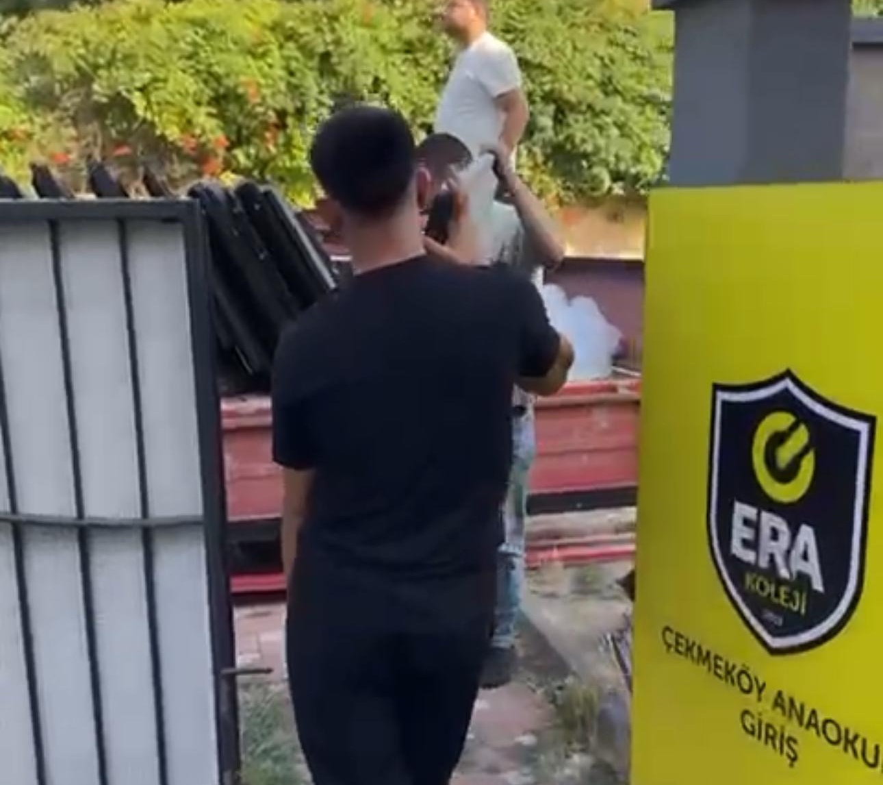 Çekmeköy Era Koleji’nde Haciz Şoku!