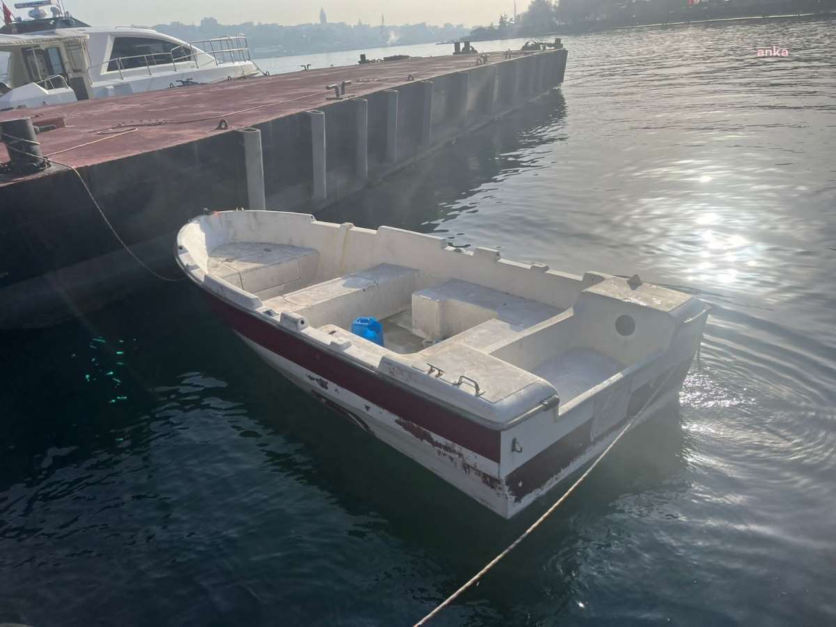 Kadıköy'de 1 ton kaçak midye  yakalandı: Tekne ruhsatsız çıktı!