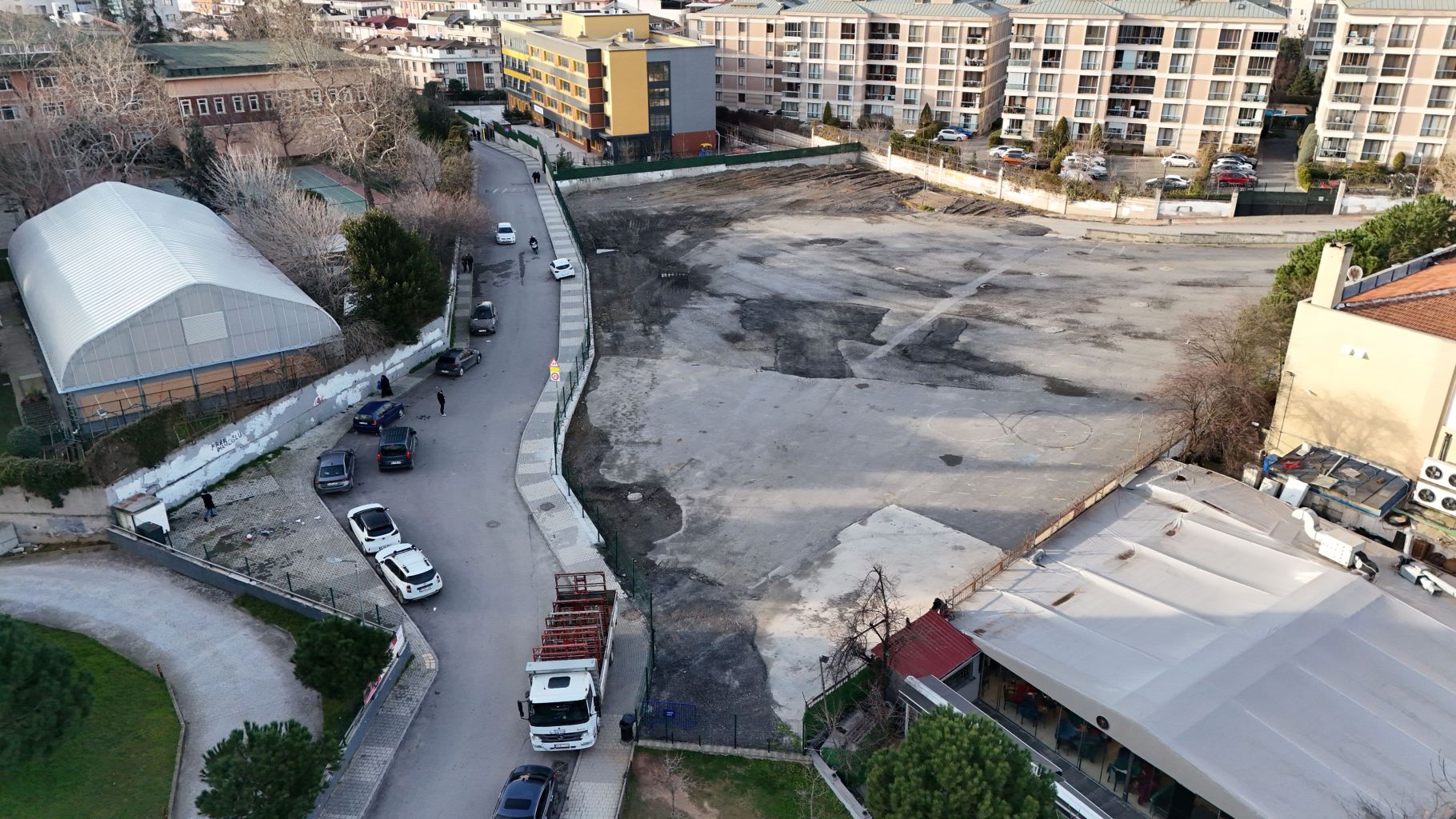 Çekmeköy’de Otopark Çilesi Son Buluyor: Başkan Çerkez’den İki Dev Müjde