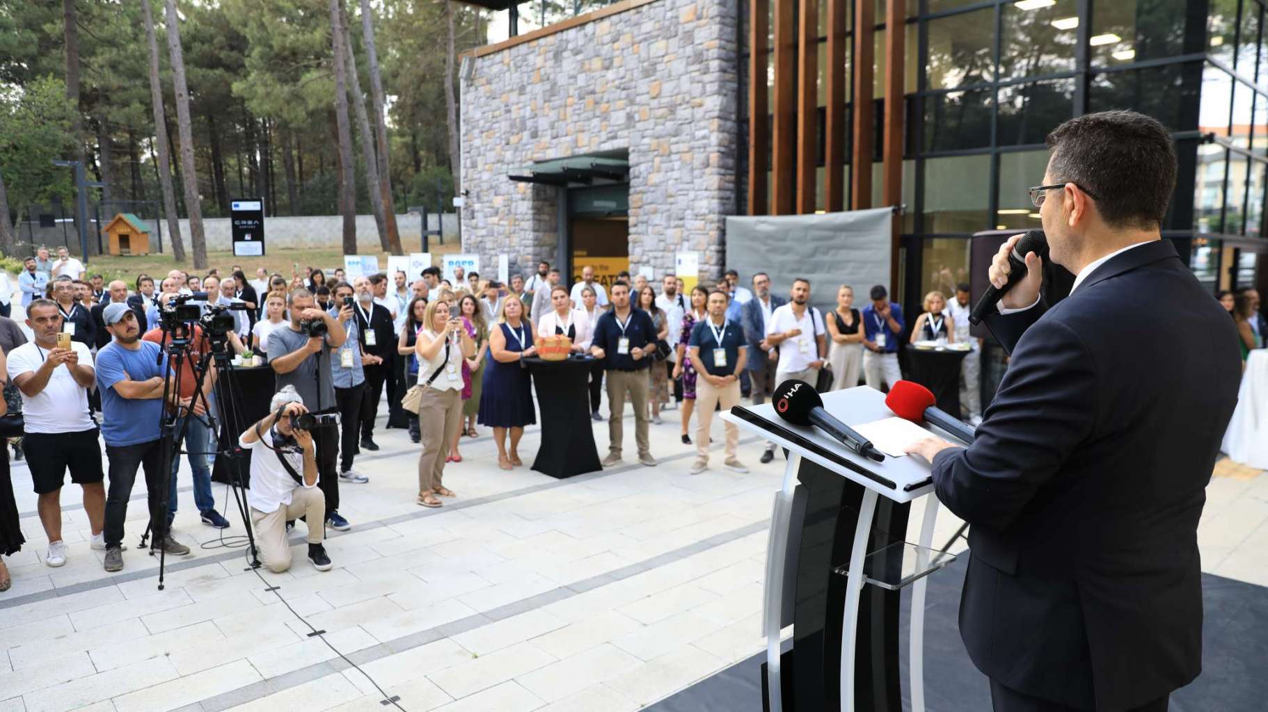 CREA CENTER YENİ SEZONA MERHABA DEDİ…
