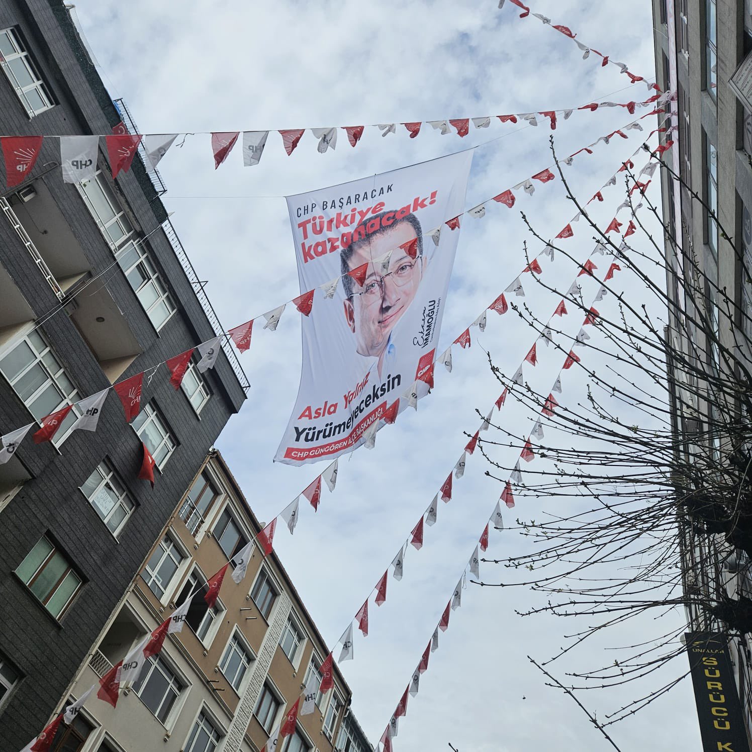 Valilikten 'İmamoğlu posterlerini indirin' talimatı!