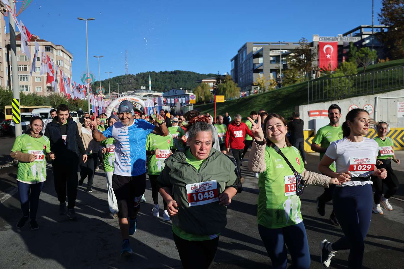 102. Yıl Cumhuriyet Koşusu Çekmeköy’de Renkli Görüntülere Sahne Oldu