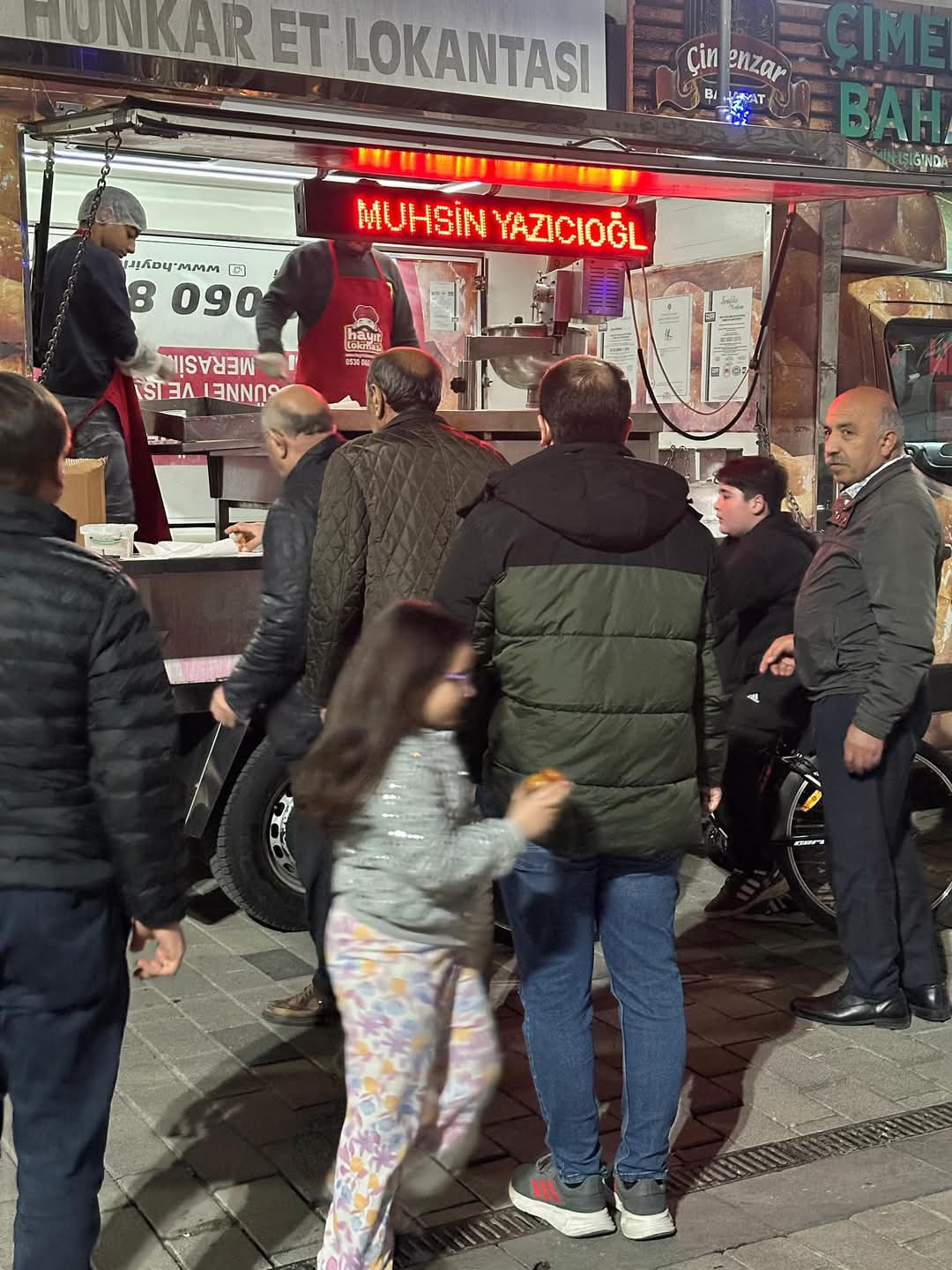 Çekmeköy Sivaslılar Merhum Muhsin Yazıcıoğlu'nu unutmadı