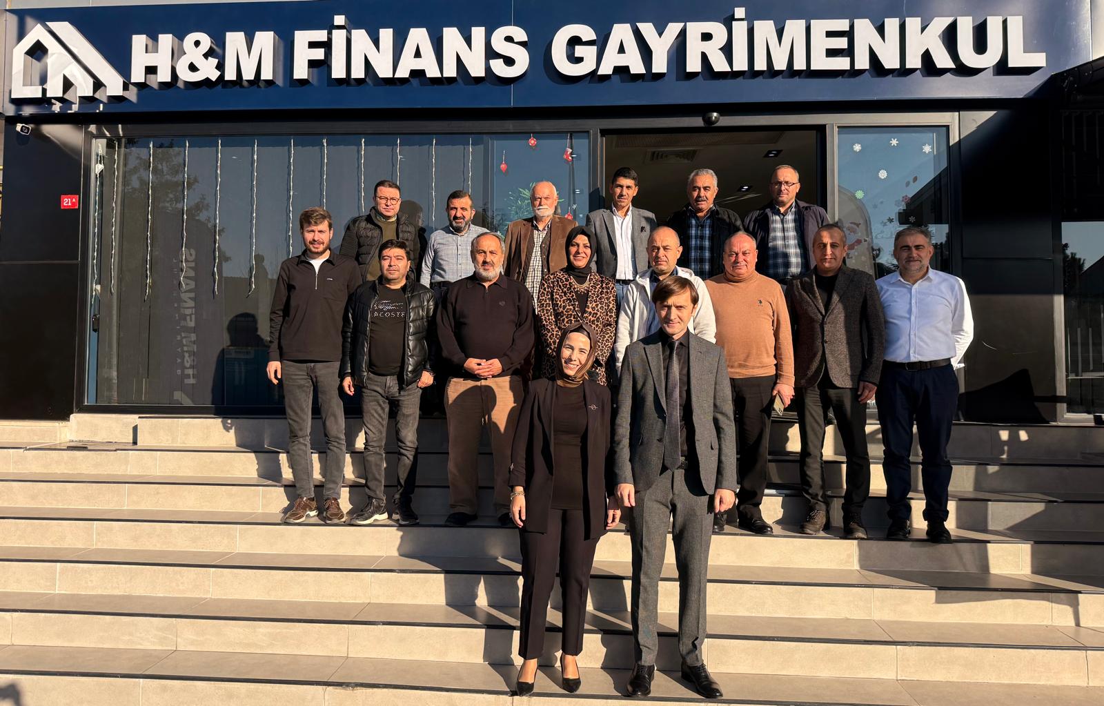 Aile Şirketi H-M Finans Gayrimenkul, yeni yerinde...