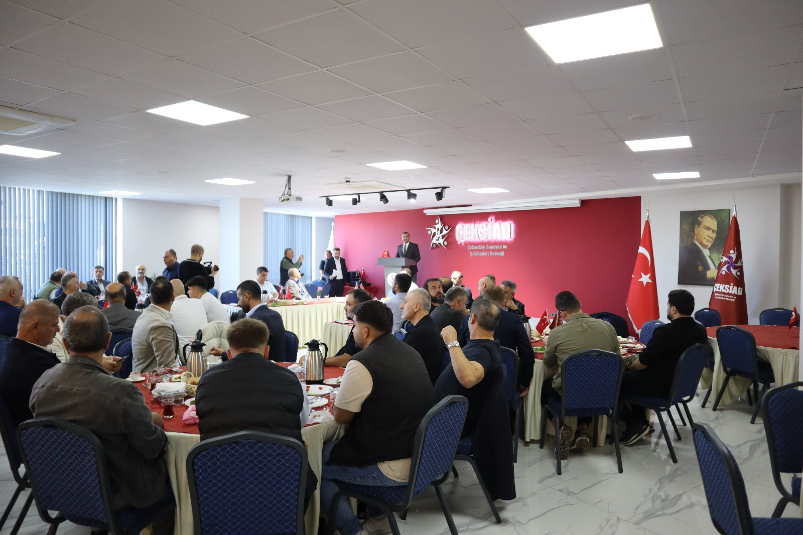 ÇEKSİAD ‘Vefa Kahvaltısı’nda Birlik ve Beraberlik Rüzgarı