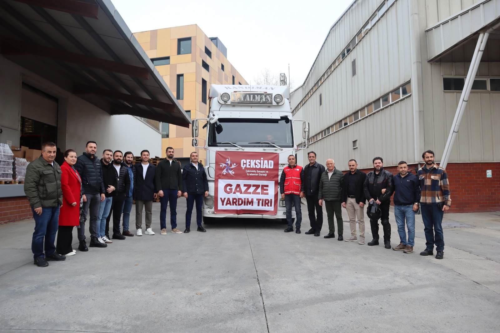 ÇEKSİAD'dan Gazze'ye Yardım Eli: İnsani Yardım Tırı Yola Çıktı