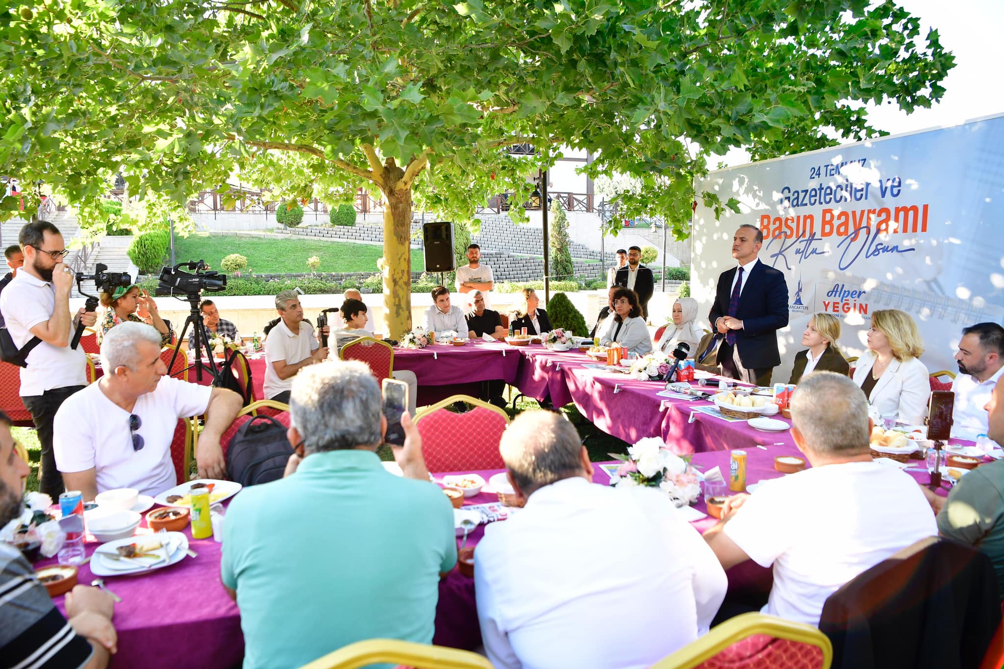 Başkan Yeğin, Basın Emekçilerini unutmadı