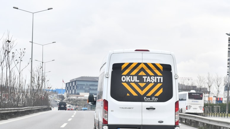 İstanbul'da servis dehşeti! Öğrencilerle birlikte kaçırdı...