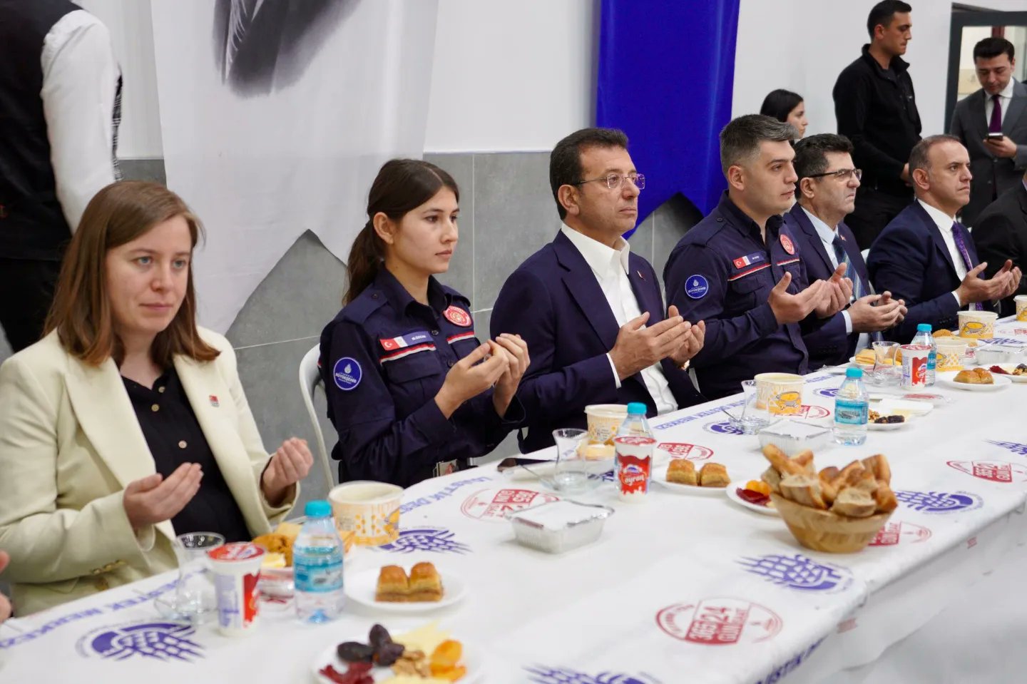 İMAMOĞLU ÇERKEZ’E BAŞARILAR DİLEDİ