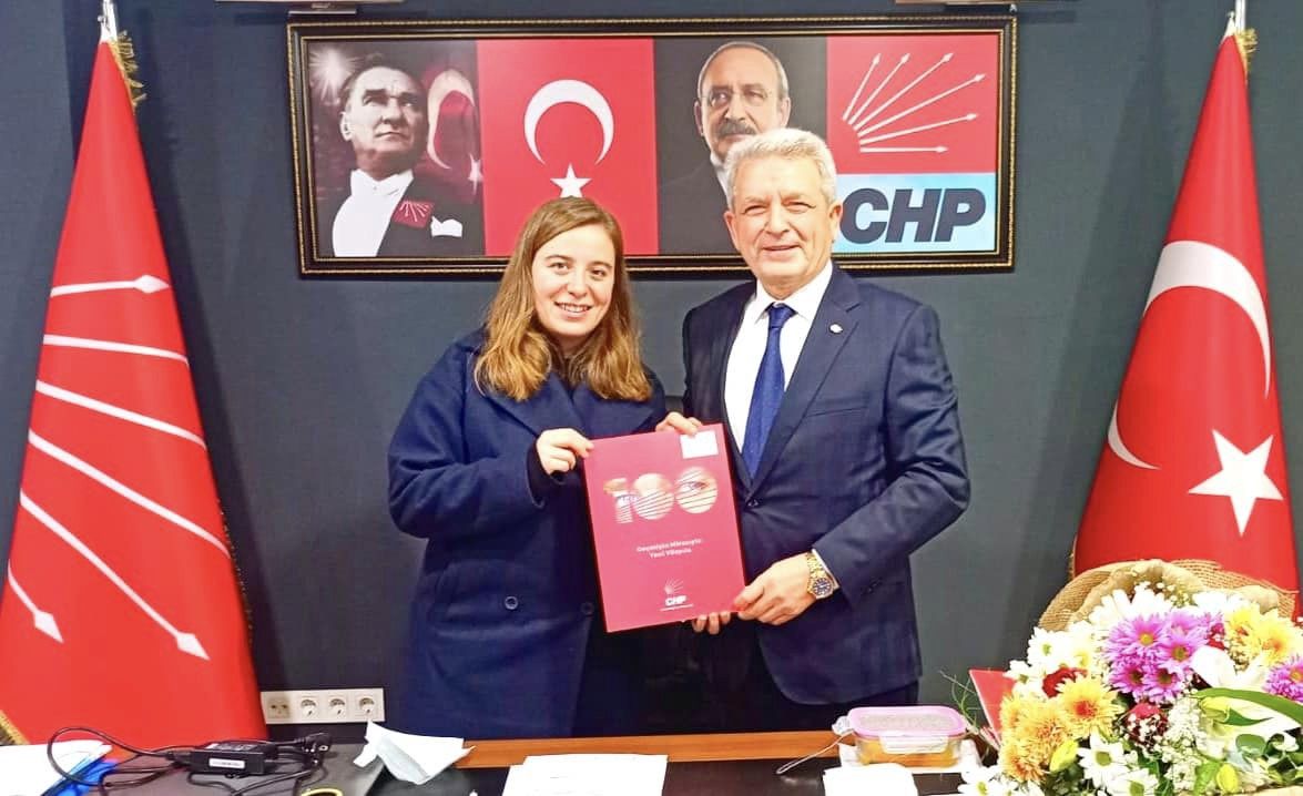 SEYFETTİN YILDIRIM ÇEKMEKÖY İÇİN  ADAY ADAYLIK BAŞVURUSUNU YAPTI